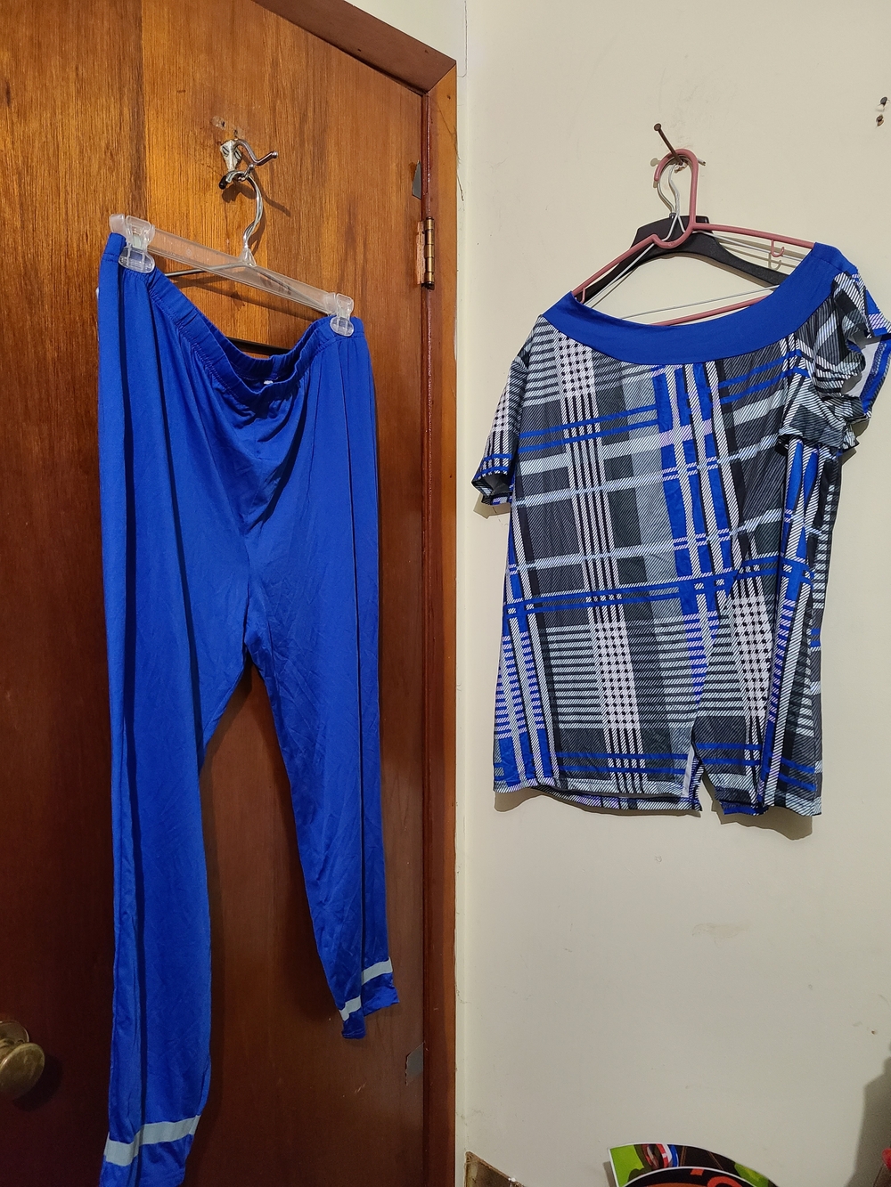 Women’s Blue Plaid Short Sleeve Top and Blue Sleep Pants Set